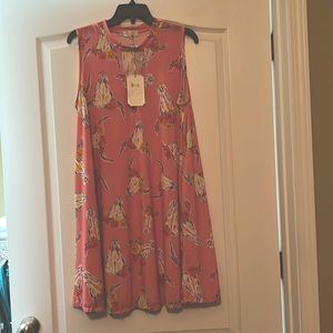 Simply Southern sleeveless dress steer skulls/roses. Spring color
